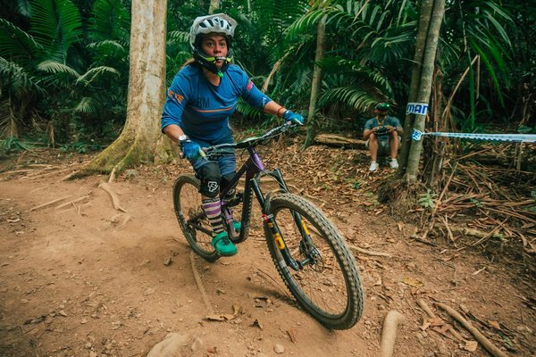 Escalade à quimper : 45 voies jusqu'à 14 mètres d'altitude !